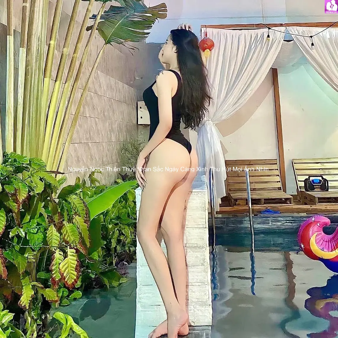 Nguyễn Ngọc Thiên Thuỳ Nhan Sắc Ngày Càng Xinh Thu Hút Mọi Ánh Nhìn 8 Nguyễn Ngọc Thiên Thuỳ Nhan Sắc Ngày Càng Xinh Thu Hút Mọi Ánh Nhìn 8