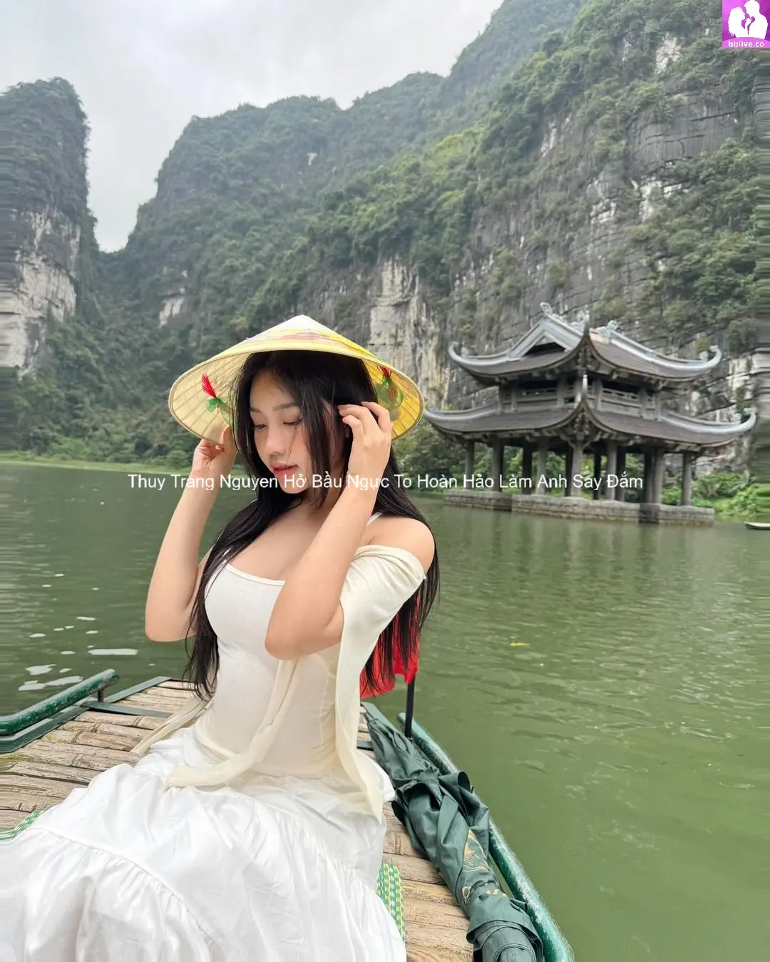 Thuy Trang Nguyen Hở Bầu Ngực To Hoàn Hảo Làm Anh Say Đắm 2 Thuy Trang Nguyen Hở Bầu Ngực To Hoàn Hảo Làm Anh Say Đắm 2